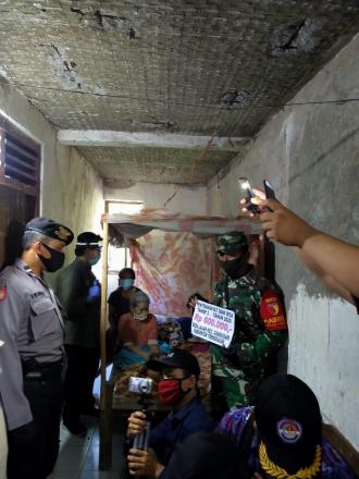 PENYERAHAN  BLT DD TAHAP II DESA JAJAR